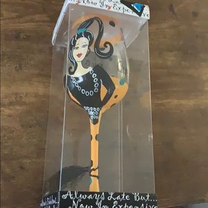 Drama Queen Wine Glass